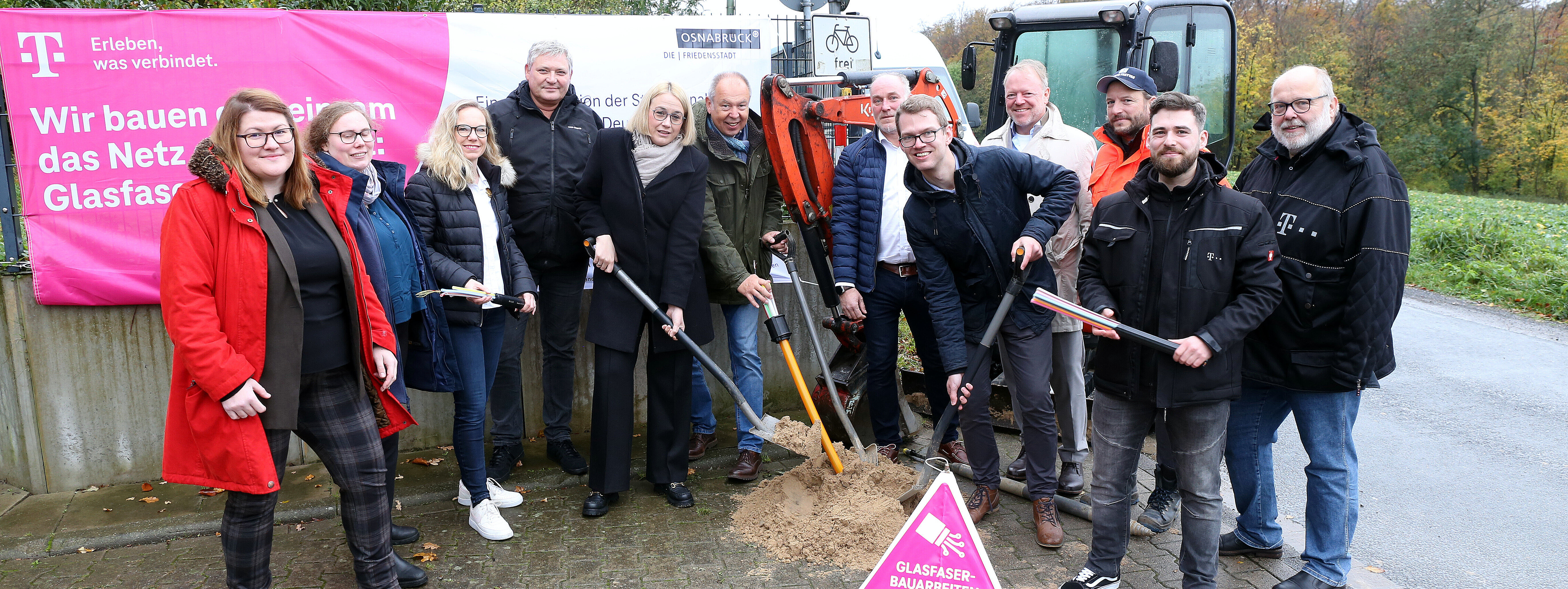 In Osnabrück geht der geförderte Glasfaserausbau weiter: 163 unterversorgte Adressen in den Außenbereichen der Stadt erhalten nun Glasfaseranschlüsse.  (Foto: Stadt Osnabrück/Robert Schäfer)